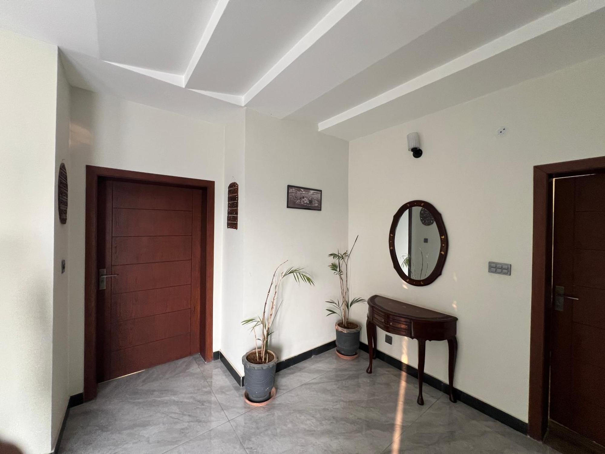 Deluxe King Room In Silverscape Residence Rawalpindi Exterior photo